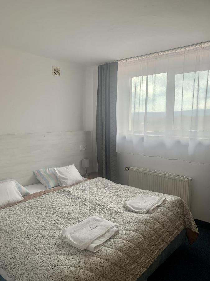 Bed and Breakfast Osrodek Wypoczynkowy Tarnica Солина Экстерьер фото